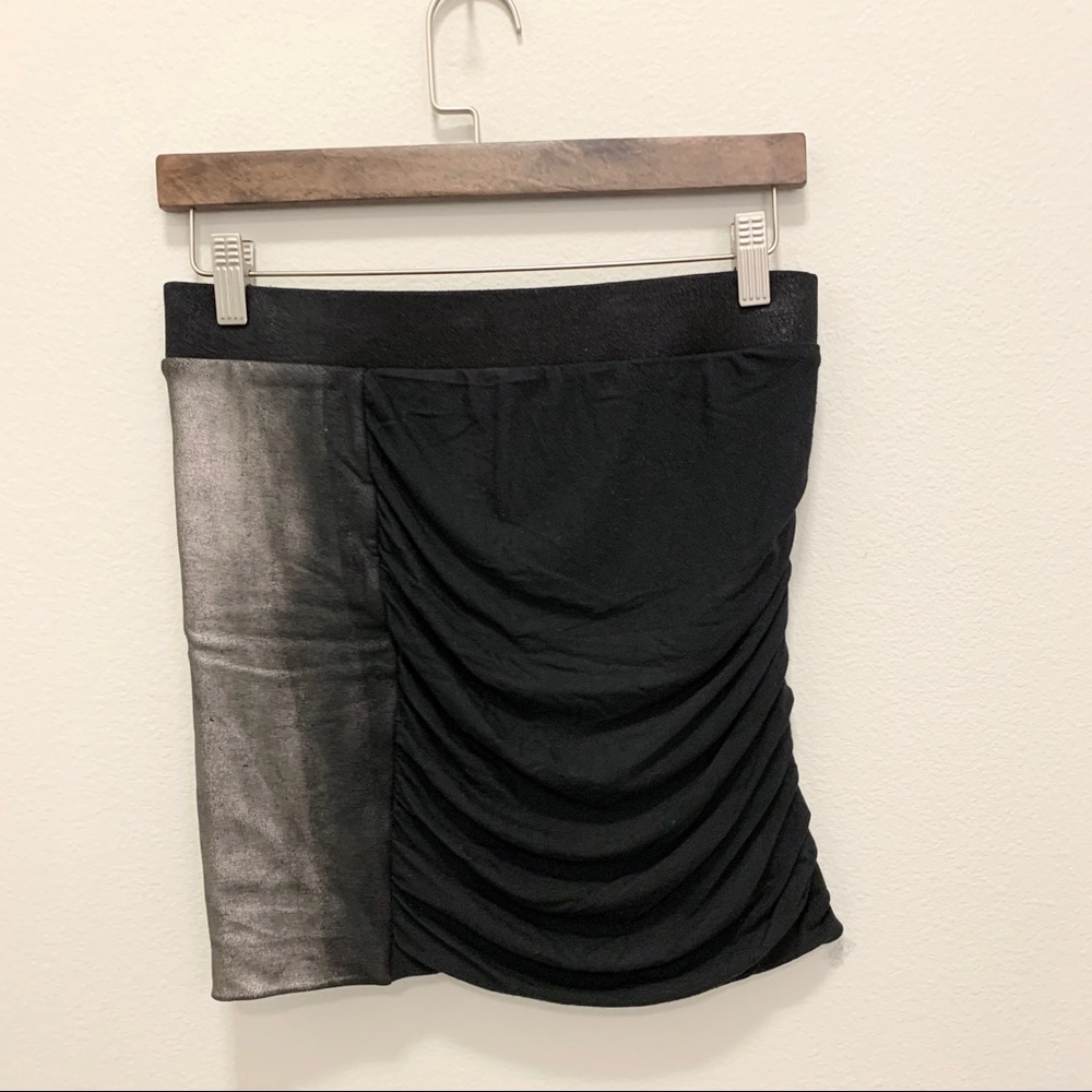 Krisa Color block Coated Shimmer Mini Skirt